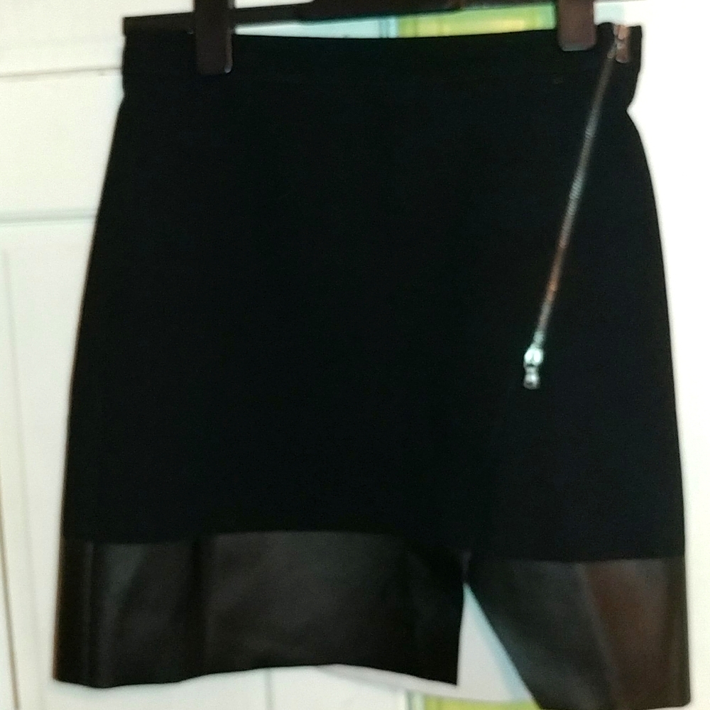 Club Monaco skirt